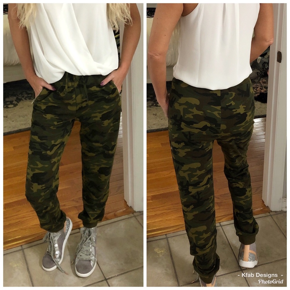 🥰LAST 1! Camo! Elastic Waist Tie Pocket Joggers! - Picture 4 of 6